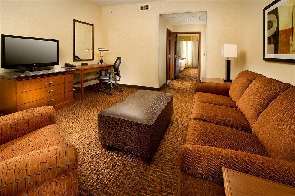 Drury Inn & Suites St. Louis Brentwood Exterior foto
